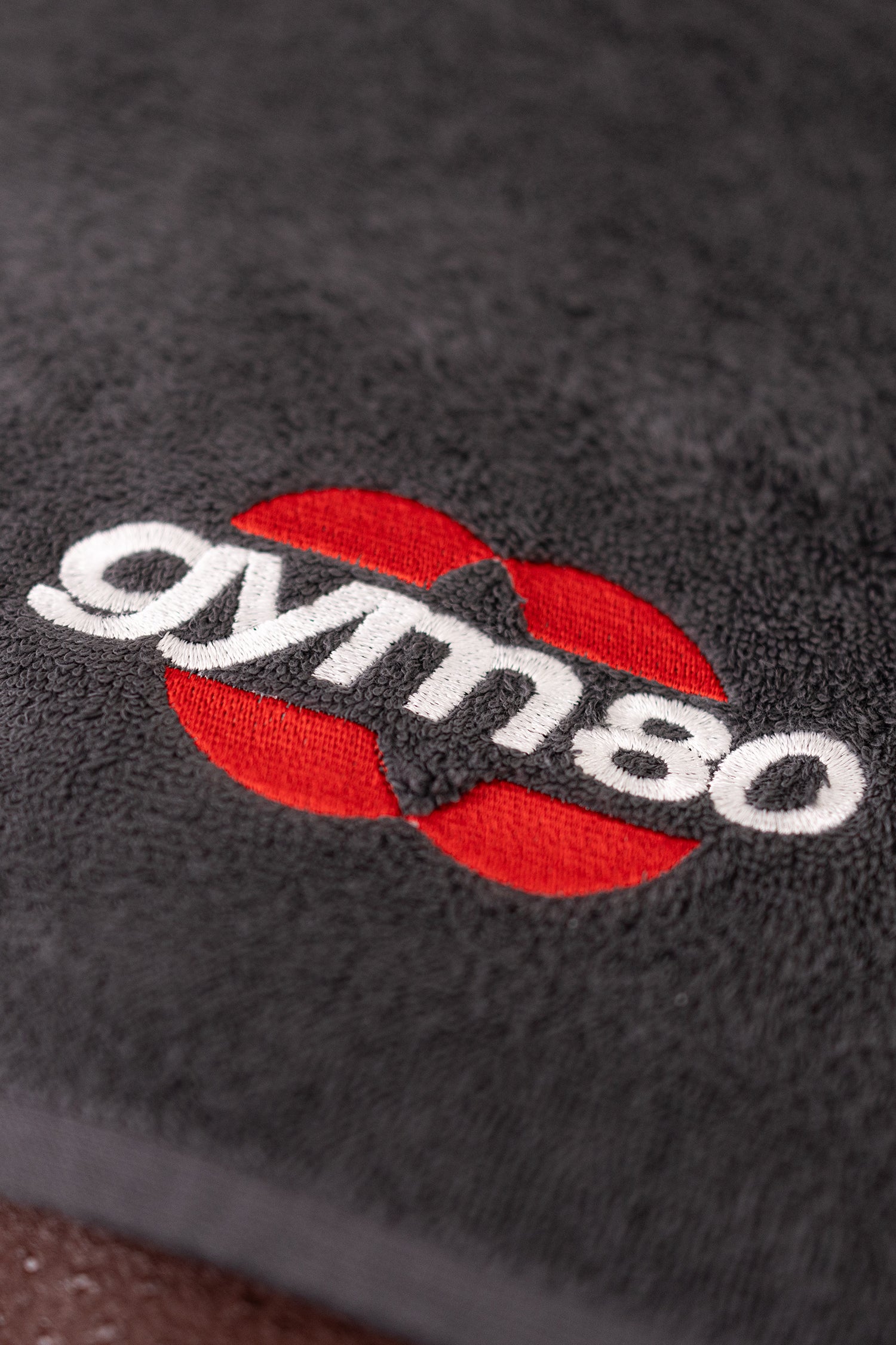 ESSENTIAL GYM TOWEL – Grey