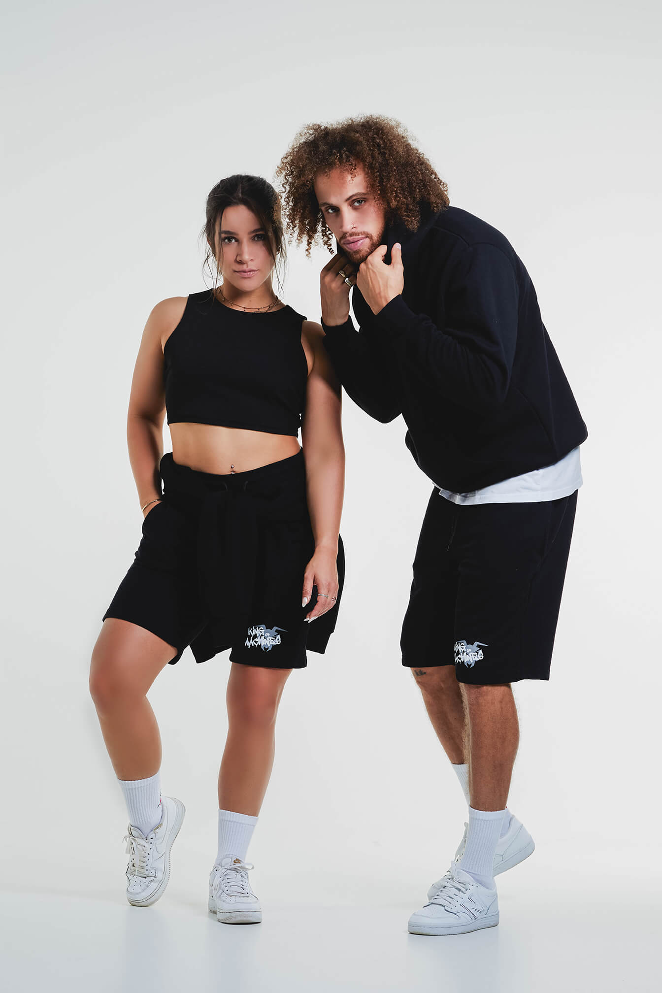 SWEAT BERMUDA „KING OF MACHINES“ - Black