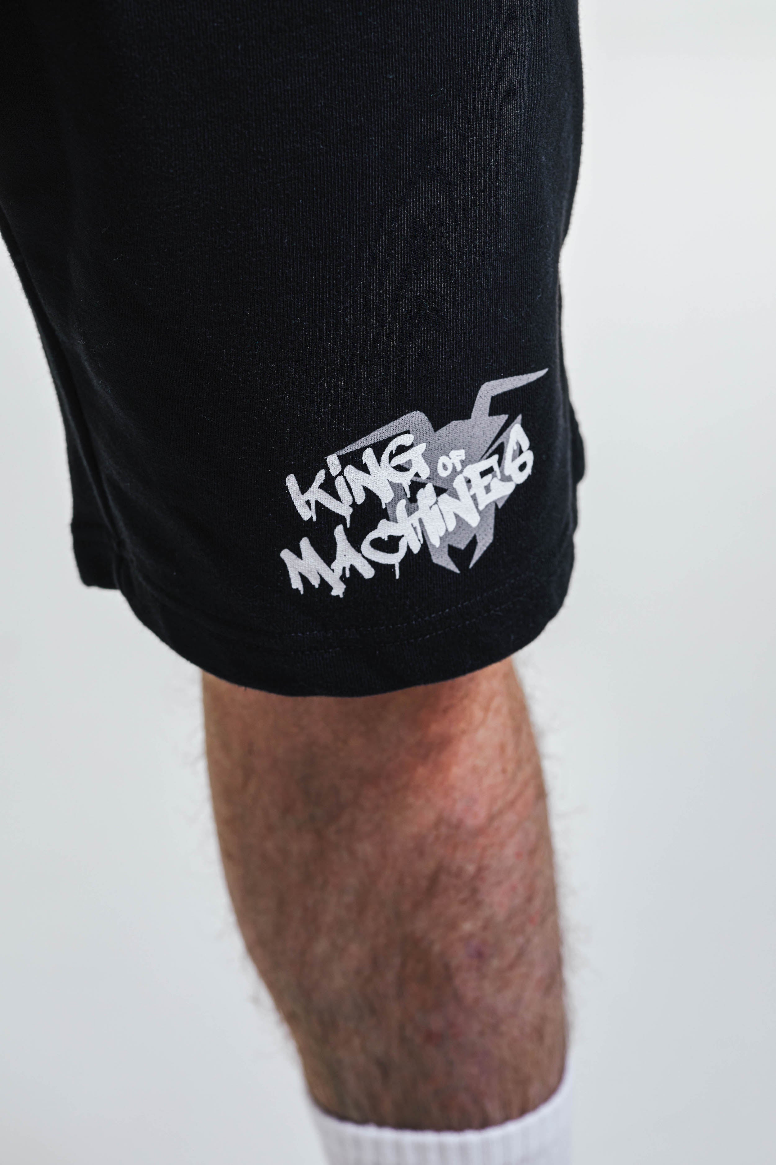 SWEAT BERMUDA  „KING OF MACHINES“ - Black