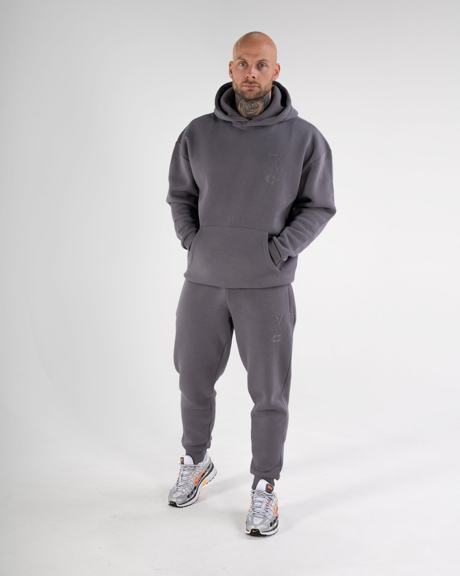ARRIVAL HOODIE - GRAPHIT