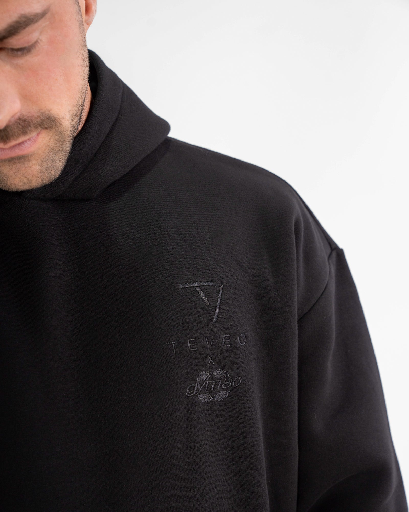 ARRIVAL HOODIE - BLACK