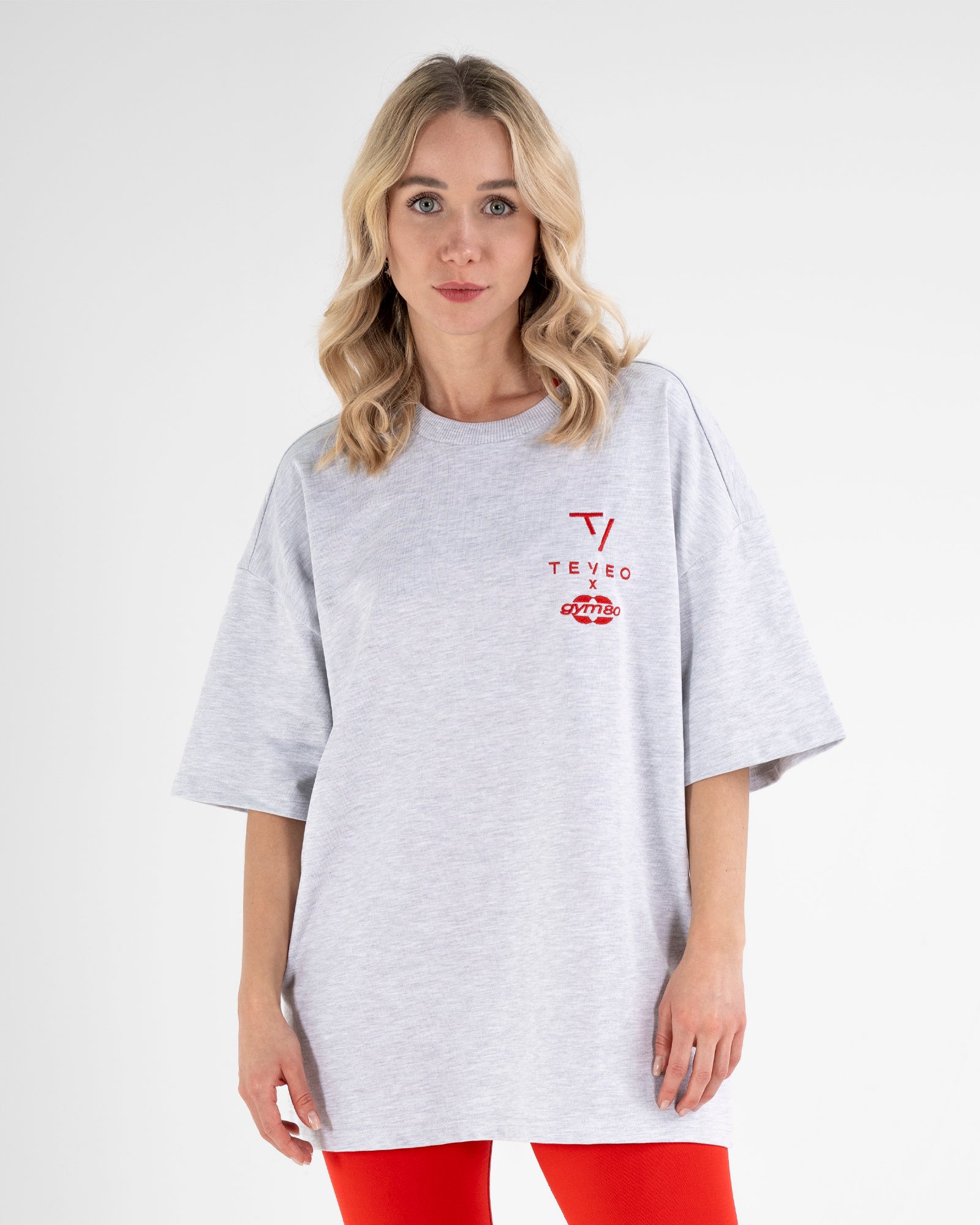 SIGNATURE OVERSIZED T-SHIRT - LIGHT GREY/RED