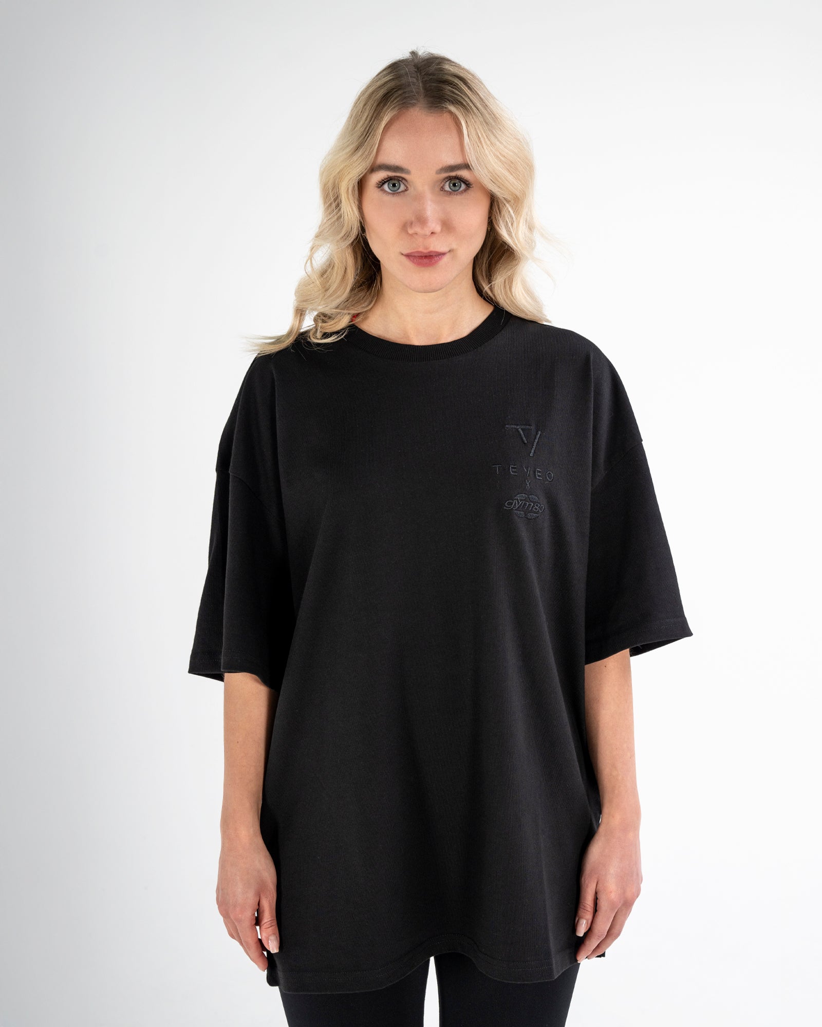 SIGNATURE OVERSIZED T-SHIRT - BLACK