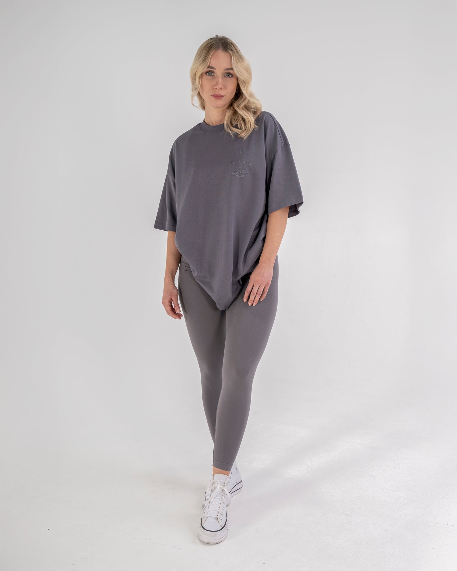 SIGNATURE OVERSIZED T-SHIRT - GRAPHIT