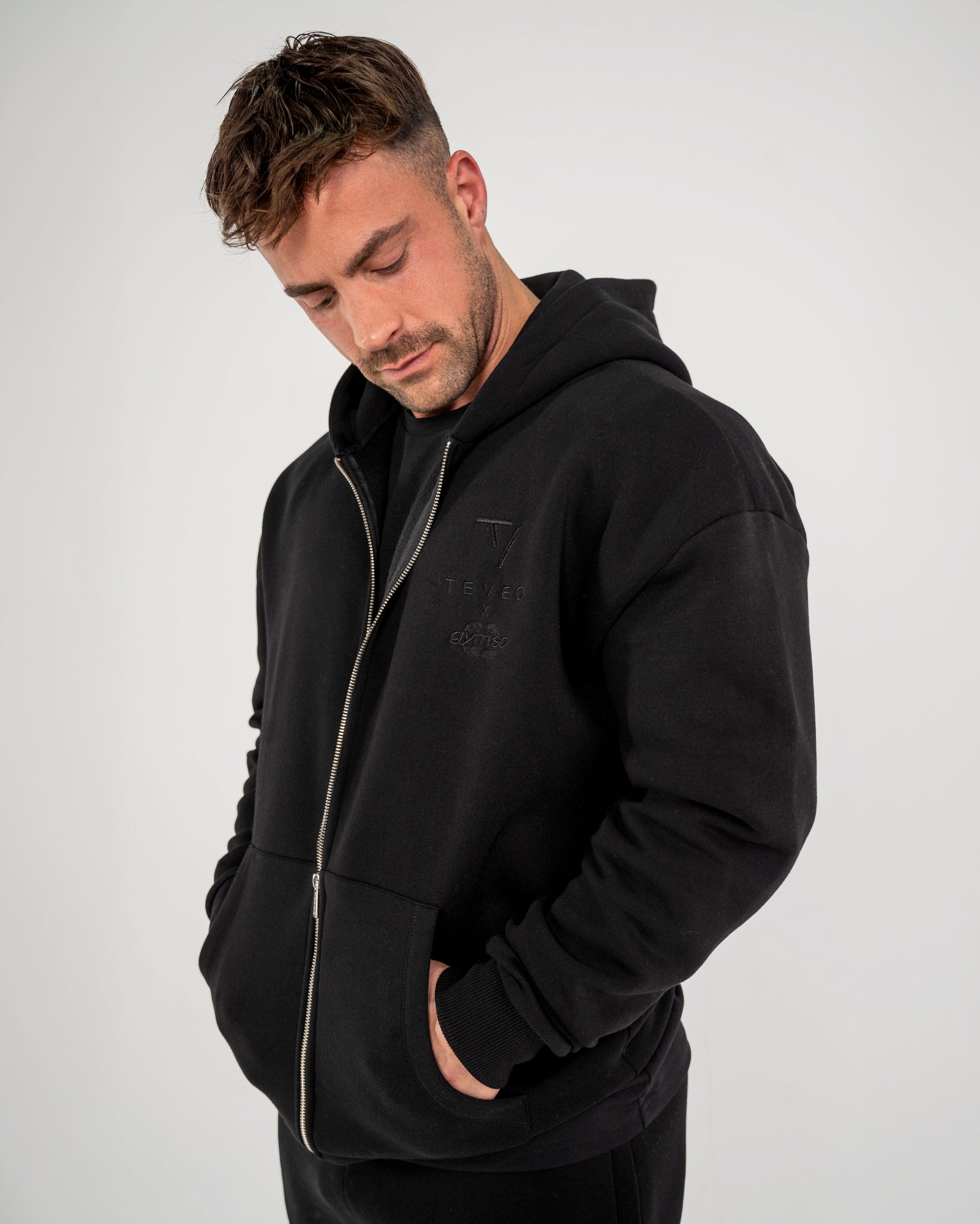 ARRIVAL OVERSIZED ZIP HOODIE - BLACK